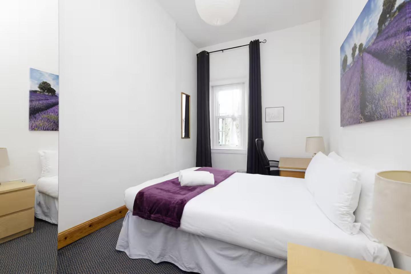 Joivy 3 Bed Flat In Old Town, Close To Grassmarket Edimburgo Exterior foto